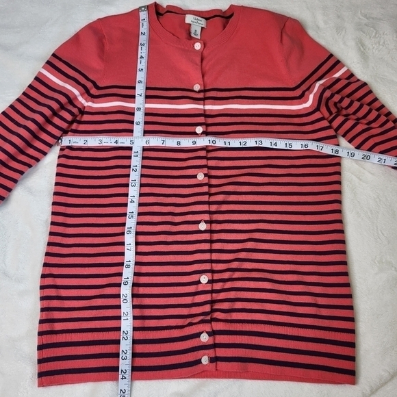 L.L Bean Supima Cotton Cardigans Sweater. Size Medium Item ID 504160 - Picture 3 of 6